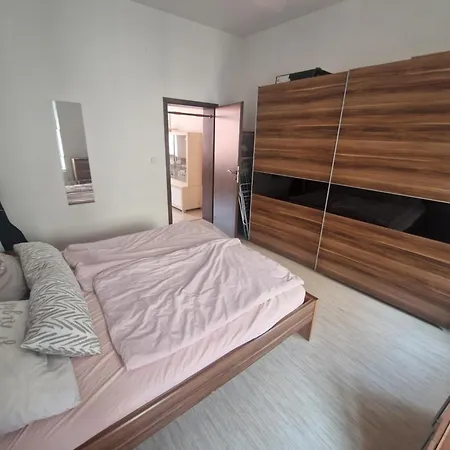 Old Town, 1 Bedroom Apartment